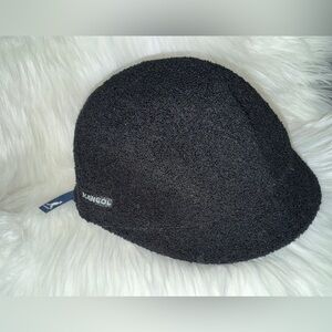 Kangol- hat- black- small- Nwt